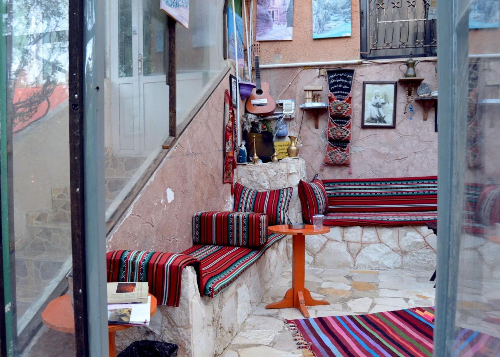 الطبيعة Nature House